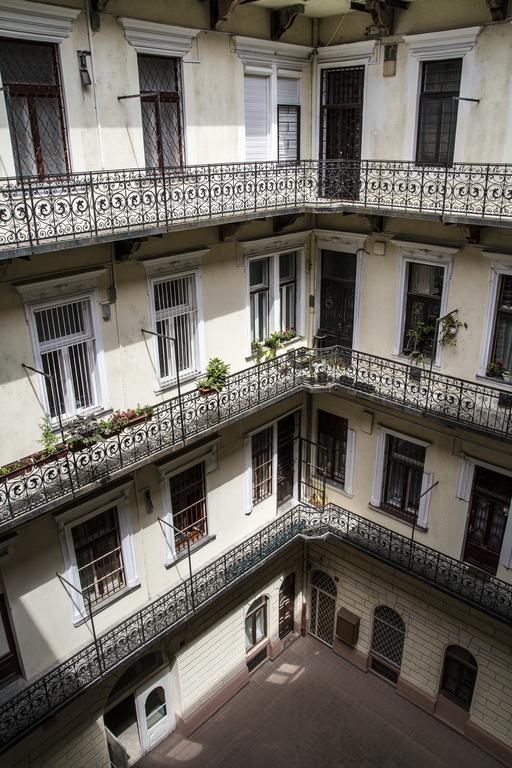 Kálmán Apartman Budapest Szoba fotó